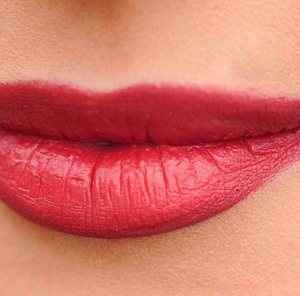 Descubre por qué tienes los labios tan secos y cómo evitarlo